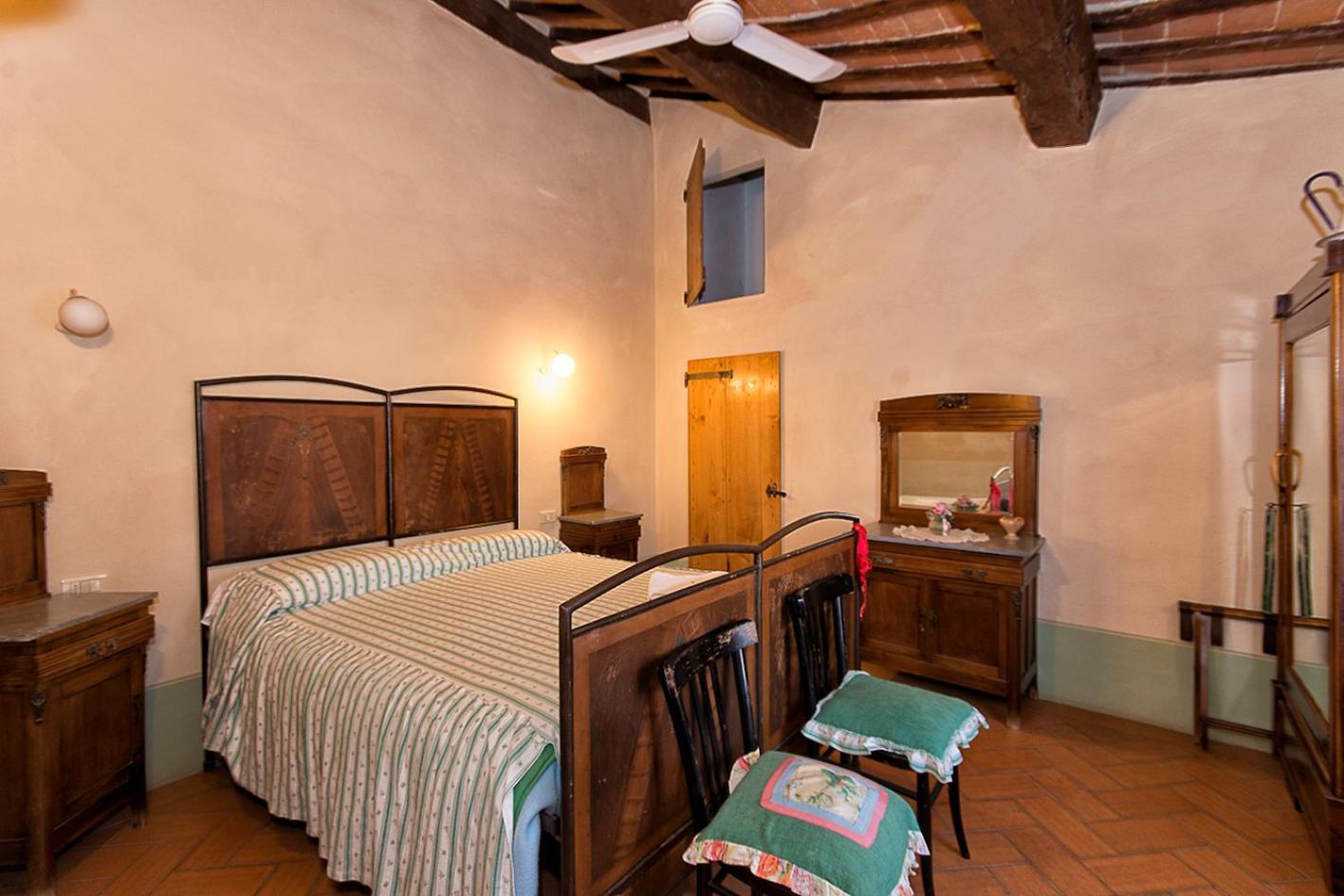 Agriturismo Le Sorbelle D'Orcia Con Piscina Pienza Exterior foto