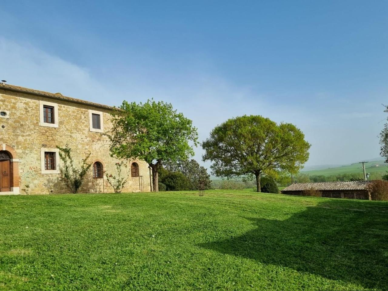 Agriturismo Le Sorbelle D'Orcia Con Piscina Pienza Exterior foto