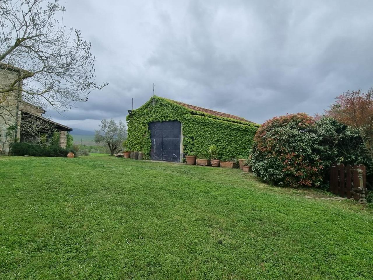 Agriturismo Le Sorbelle D'Orcia Con Piscina Pienza Exterior foto